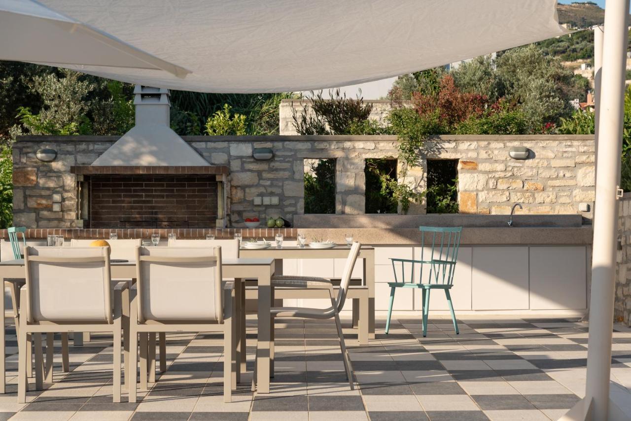 Eco Villa, A Perfect Escape Close To The Beach, By Thinkvilla Maroulás Zewnętrze zdjęcie